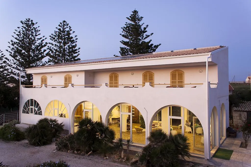 Il Varo A Mare Punta Braccetto Bed & Breakfast