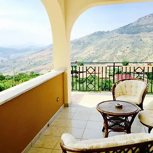 Della Mimosa Bed & Breakfast